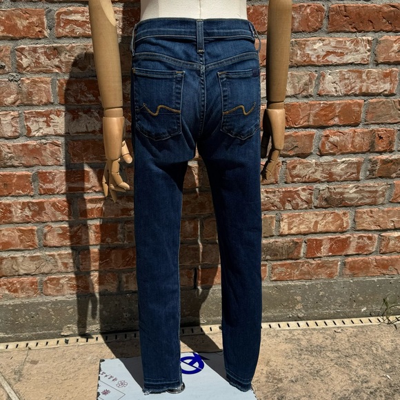 Seven For All Mankind “Gwenevere” blue jeans 👖 / 24 / Excellent condition - Picture 7 of 13
